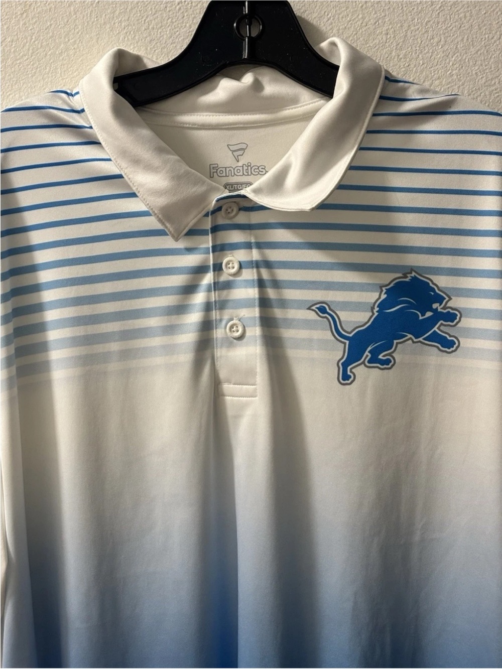 Fanatics Men’s Blue and white Gradient Detroit Lions Polo Shirt - Picture 5 of 8